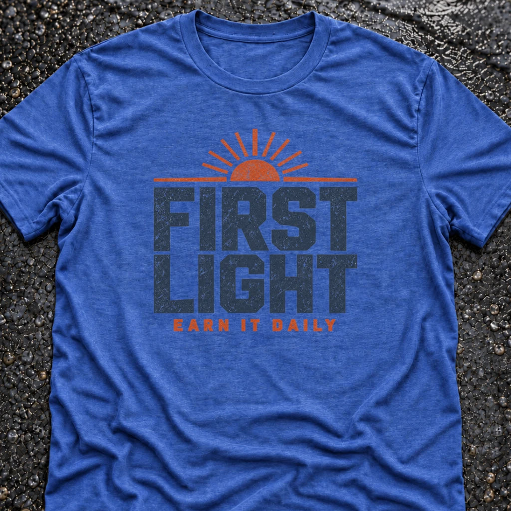 Freedom Ops FIRST LIGHT SUN T-shirt in vintage royal